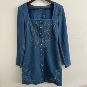 NWT Avec Les Filles Western Embroidered Denim Mini dress Provence Wash sz 4